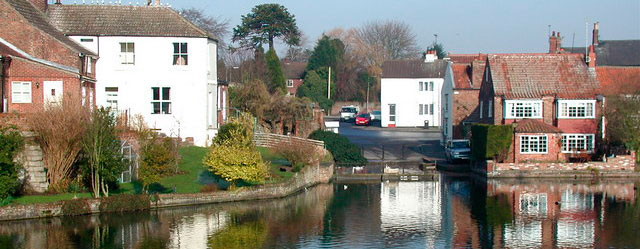 Petros and the Cross Keys is at the heart of the village of Nafferton, close to the Nafferton Mere © 2008 Paul Glazzard